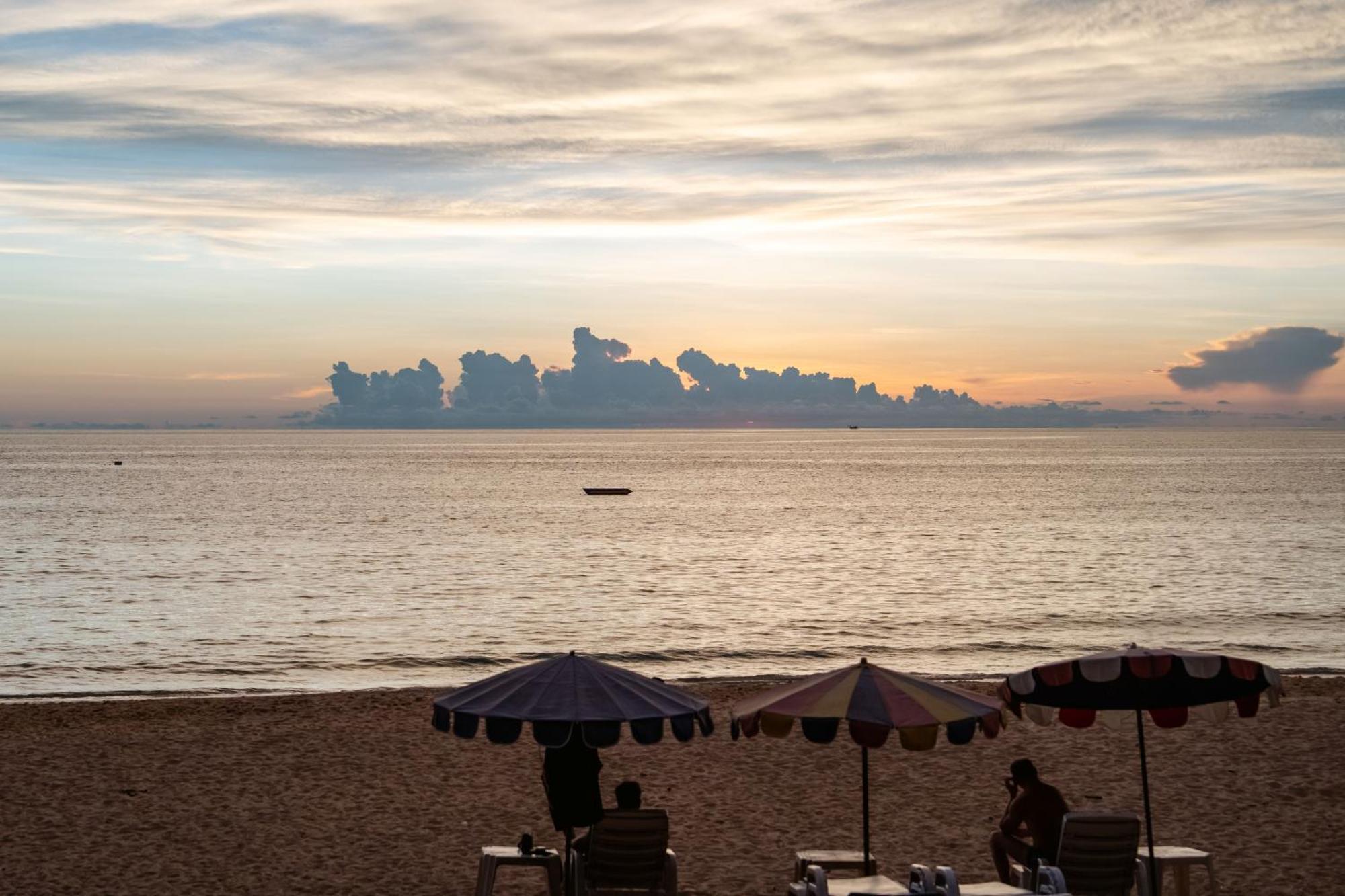 Phuket Island View Resort - Sha Extra Plus Karon Exteriér fotografie